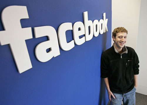 Mark Zuckerberg: 'decine' di terminali Facebook quest'anno
