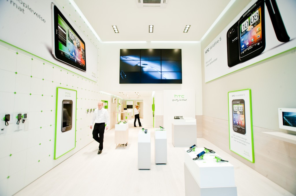 Il primo Concept Store HTC apre in Danimarca (foto)