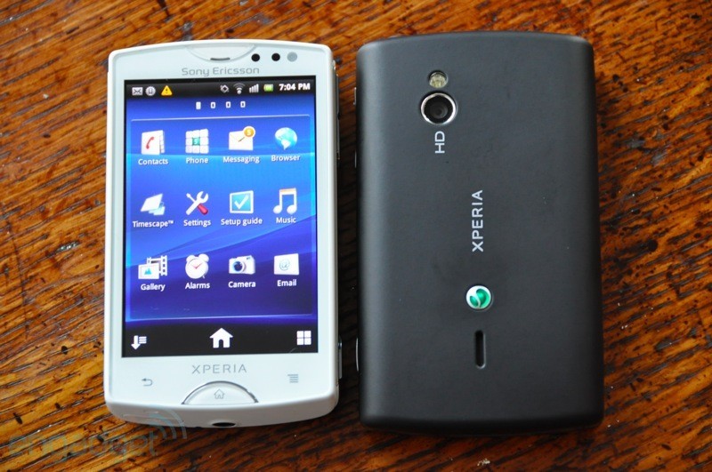 Sony xperia mini. Sony Ericsson Xperia маленький. Sony Ericsson Xperia Mini Pro. Сони иксперия 10 мини. Самый маленький Sony Ericsson x10 Mini.