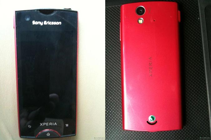Sony Ericsson ST18i, in foto il nuovo smartphone Xperia