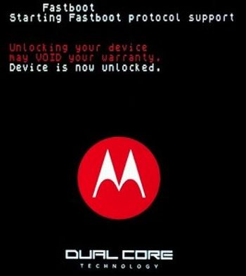 Motorola Atrix: Gingerbread sbloccherà il bootloader (video)