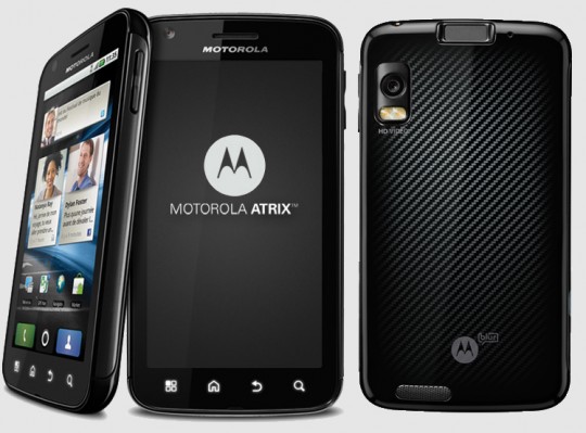 Motorola Atrix: arriva Gingerbread, ma in America