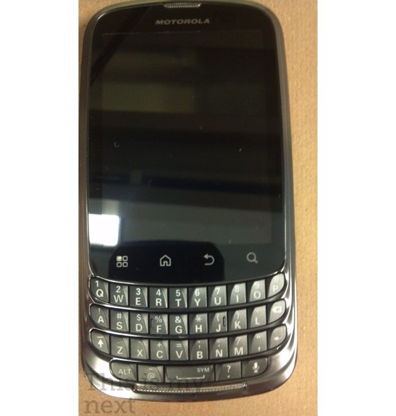 Motorola Pax, nuovo smartphone dual-core con tastiera QWERTY