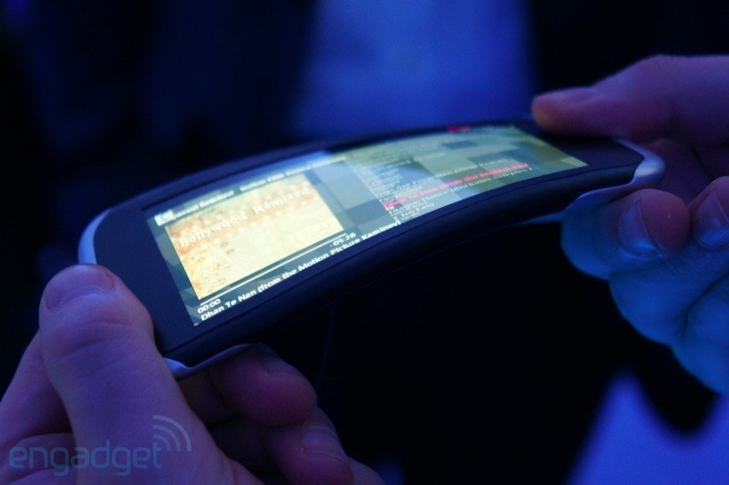 Samsung : 2012 anno dei display flessibili