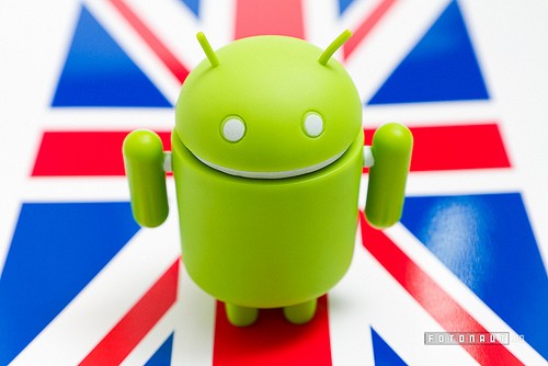 Nel Regno Unito il 50% degli smartphone è Android