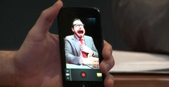 Galaxy Nexus: ecco gli effetti di distorsione live nei video!