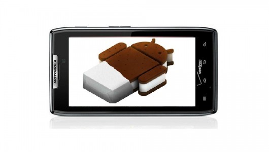 Motorola Droid RAZR: ecco un primo porting di Ice Cream Sandwich