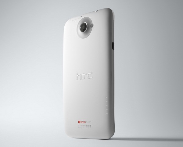 La serie HTC One vince contro le macchie!