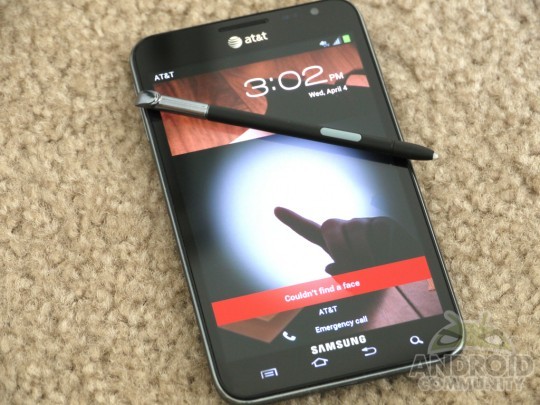 Nuovo video per il Galaxy Note di AT&T con Android 4.0.3