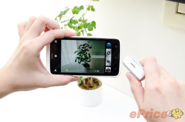 HTC One, l'auricolare Bluetooth aiuta ad utilizzare la fotocamera [VIDEO]