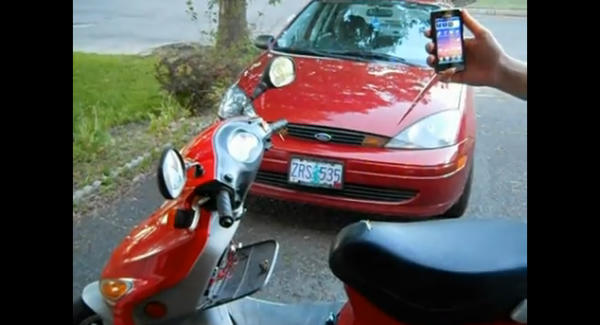 Ecco come avviare uno scooter con il proprio smartphone Android [VIDEO]