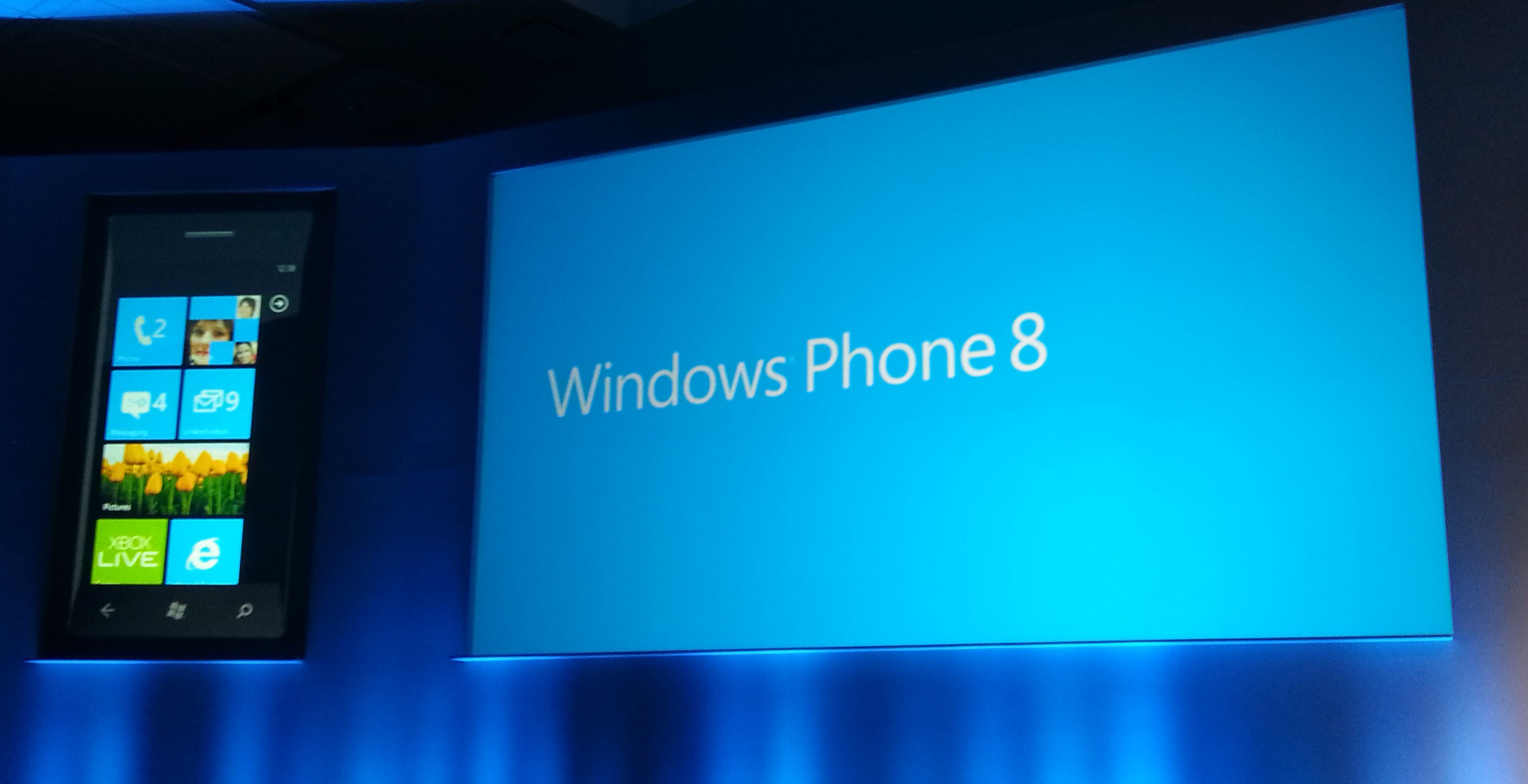 Microsoft presenta Windows Phone 8: non solo Google preferisce differenziare