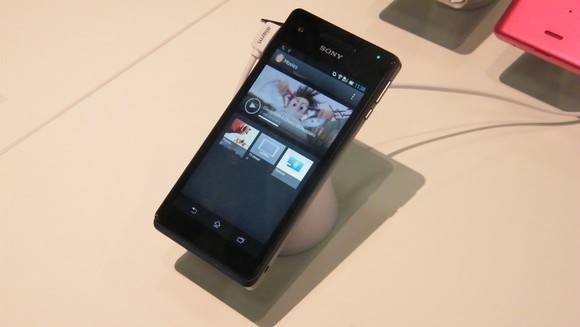 Sony Xperia V in Italia entro fine anno: prezzo tra 400€ e 500€