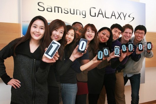 Samsung ha venduto 100 milioni di smartphone della famiglia Galaxy S