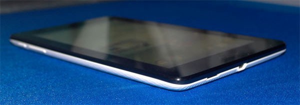 Asus ME172V e ME301T: i tablet da 7 e 10 pollici si mostrano in foto
