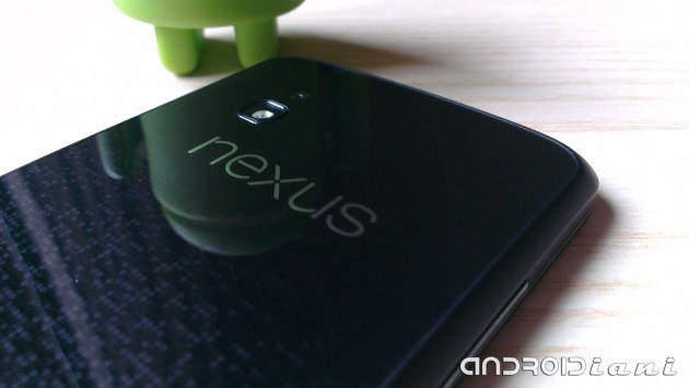 LG Nexus 4: una mod aggiunge il supporto USB OTG