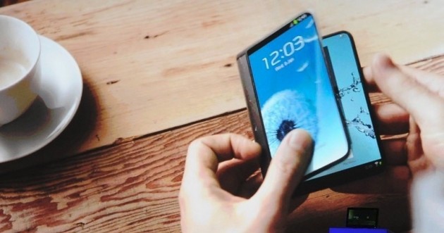 Samsung mostra al CES 2013 i primi prototipi di display flessibili Youm