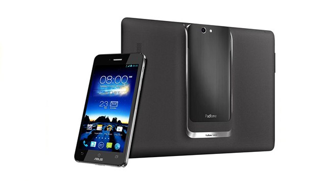 [MWC 2013] Asus presenta PadFone Infinity: hands-on di Androidiani.com