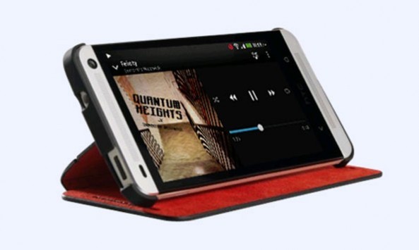 HTC One: la flip cover ufficiale con funzionalità di stand si mostra in un video