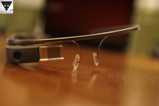 Google Glass: confermate l'app di Twitter e la natura Open Source