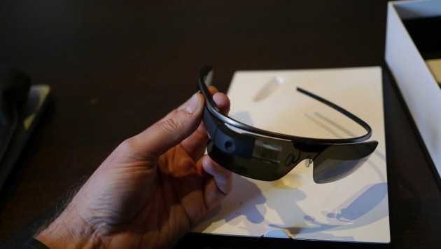 Google Glass: primo unboxing e video a bordo di un Go Kart