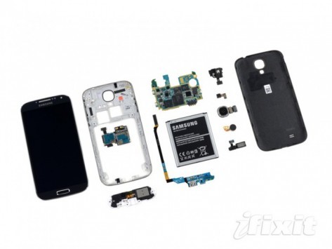 Samsun Galaxy S IV: iFixit esegue il teardown ed assegna un ottimo punteggio in riparabilitá