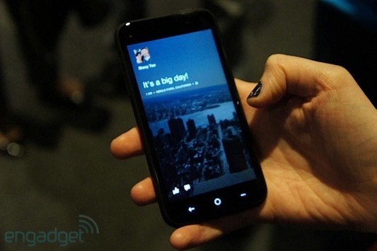 HTC First: ecco un primo video unboxing