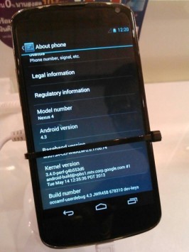 Android 4.3 fotografato su un Nexus 4 al Thailand Mobile Expo 2013
