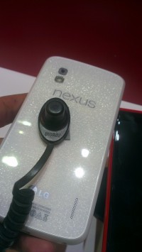 Nexus 4 Bianco: disponibile un primo video hands-on e nuove immagini
