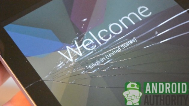 Nexus 7: ecco come sostituire il display rotto o danneggiato [Tutorial]