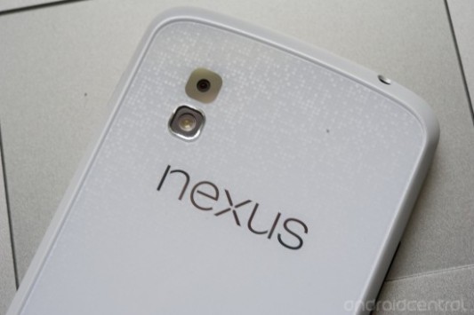 Nexus 4 sold out su molti Play Devices, Nexus 5 in arrivo?