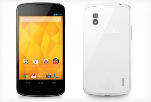 LG Nexus 4 Bianco è ora disponibile sul Play Store USA con un bumper in regalo
