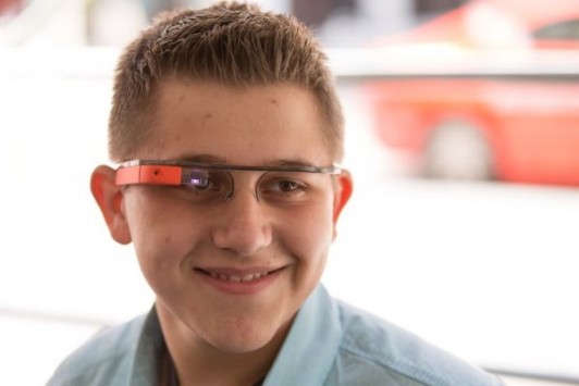 Google Glass: il nuovo update XE8 porta tante piccole novità