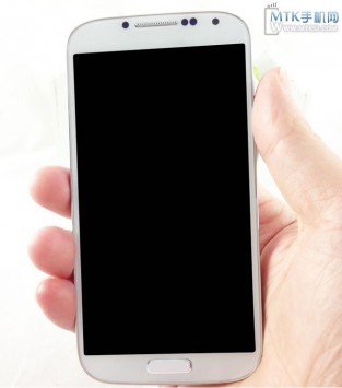 No.1 S6: ecco il clone cinese del Galaxy S4