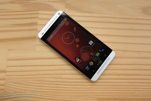 HTC: con gli attrezzi giusti l'HTC One è facilmente riparabile