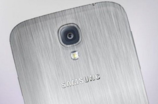 Samsung Galaxy S5, chassis metallico 