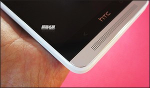 HTC One Max: nuova carrellata di foto ritraggono il device