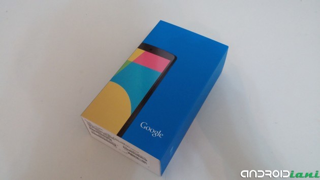 Google Nexus 5: unboxing di Androidiani.com