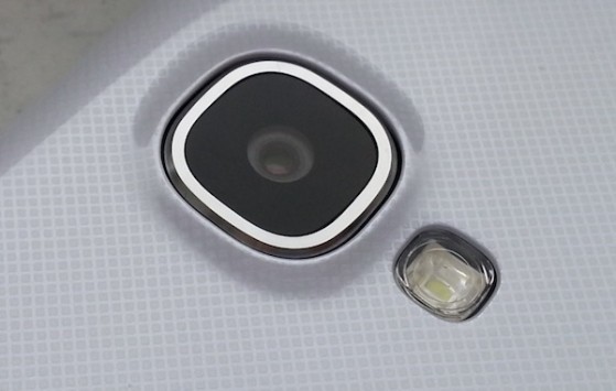 [Rumor] La fotocamera di Samsung Galaxy S5 potrebbe non essere dotata di stabilizzatore ottico