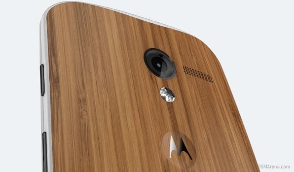 Motorola Moto X: disponibile la back cover in legno