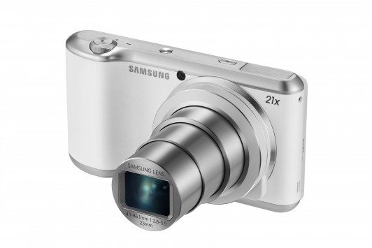 Samsung presenta Galaxy Camera 2: 16,3 megapixel e zoom ottico 21X