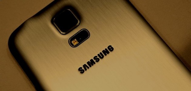 Il Samsung Galaxy F si mostra in nuove foto