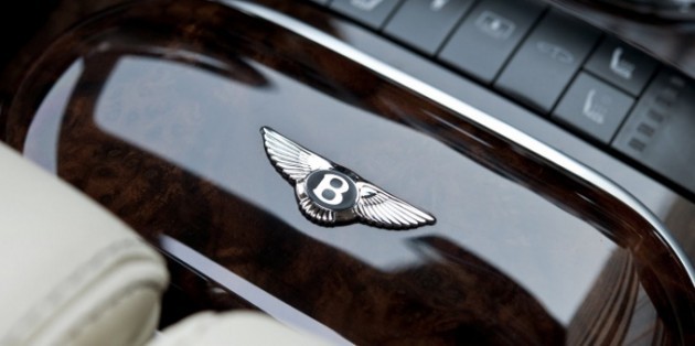 Vertu: partnership con Bentley per la creazione di smartphone di lusso