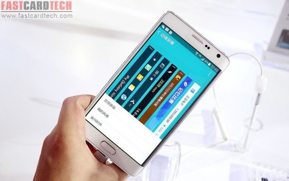 Samsung Galaxy Note Edge ha già un clone da 250$