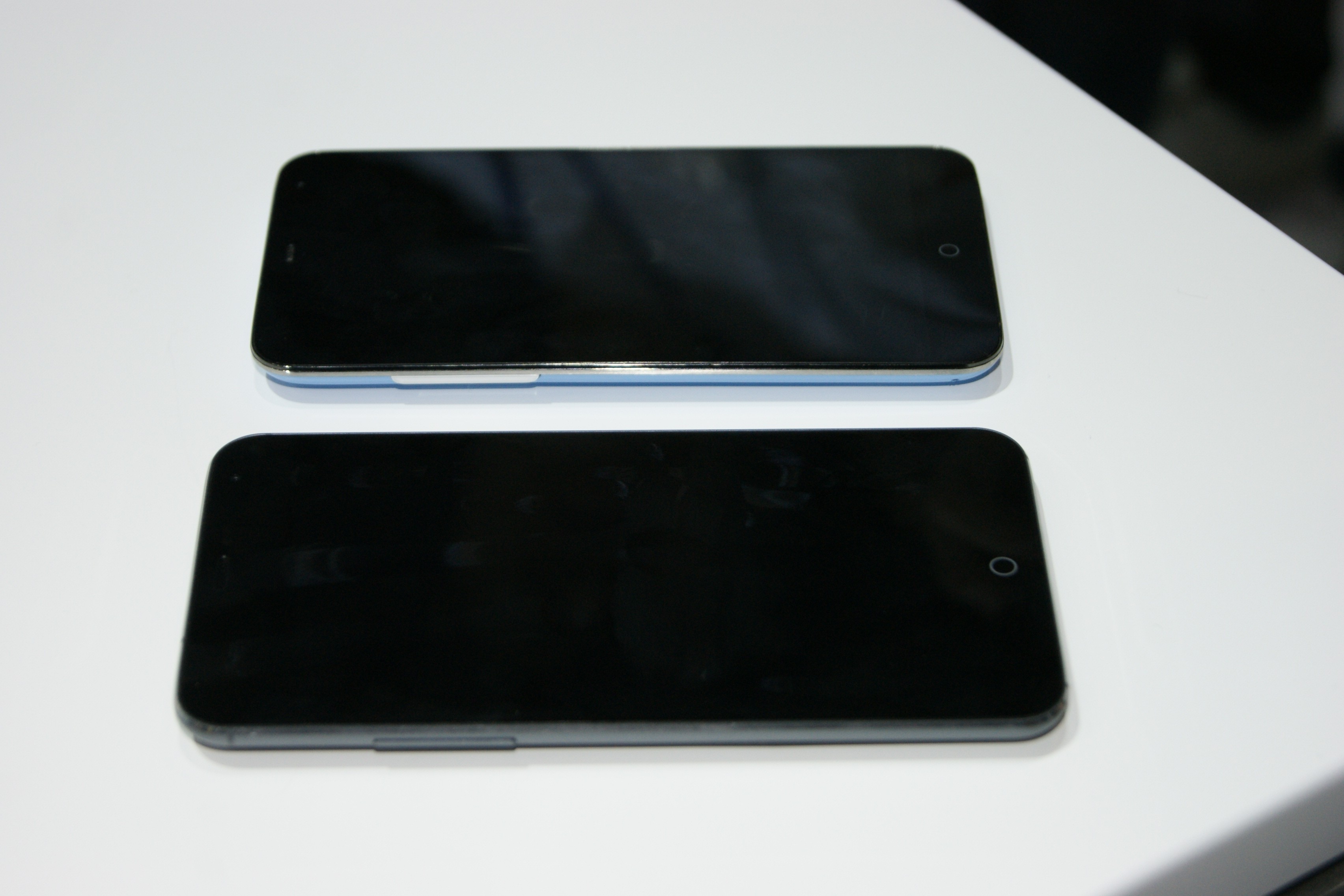 MX4 vs MX3 back