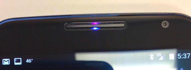Nexus-6-Red-Blue-LED-light-640x235