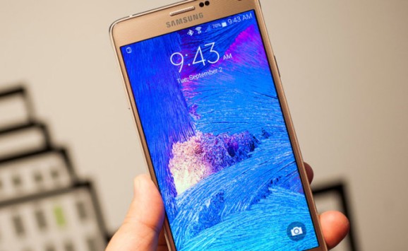 Samsung Galaxy Note 4: presentate le nuove Cover per la ricarica Qi