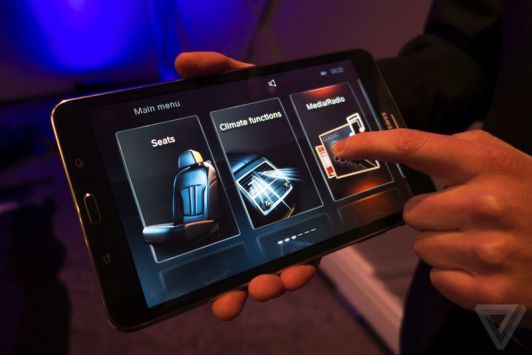 BMW integrerà tablet e funzionalità Samsung nelle sue auto