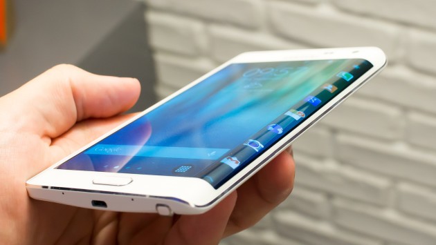 Samsung Galaxy Note Edge: Android 5.0.1 Lollipop in arrivo?