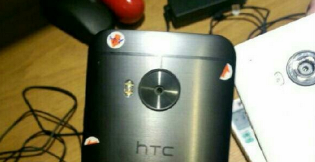 HTC One M9 Plus si mostra in alcune immagini